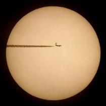 avion et éclipse du 7/05/2003