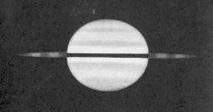 face obscure de l'anneau de Saturne d'après Barnard face obscure